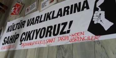 İstanbul Üniversitesi öğrencilerinden örnek eylem