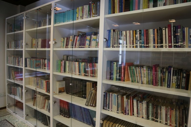 Gaziantep Sanat Merkezi Kütüphanesi