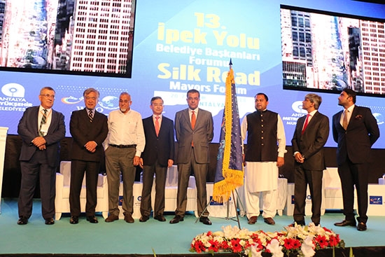 İpek Yolu Belediye Başkanları Forumu Antalya&#039;da Gerçekleşti