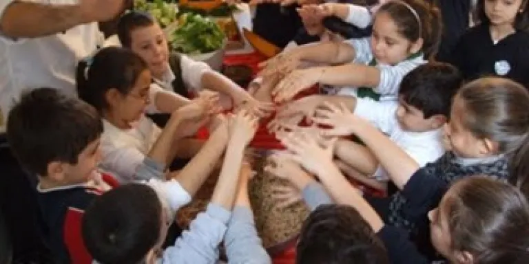 Çocuklar Sağlıklı Yeme İçme Alışkanlığı Kazanıyor