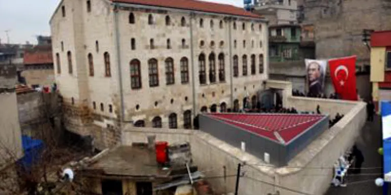 Bostancı Mektebi restore edildi