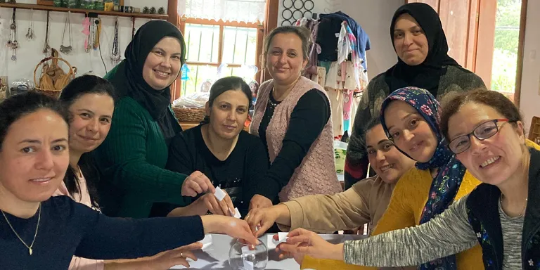 Birgi ÇEKÜL Evinde Kadınlar Üretiyor