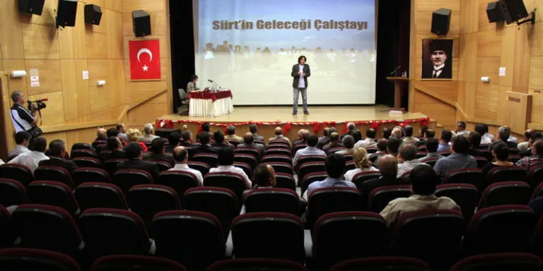 Siirt’in geleceği Siirtliler ve bilim insanlarıyla şekilleniyor