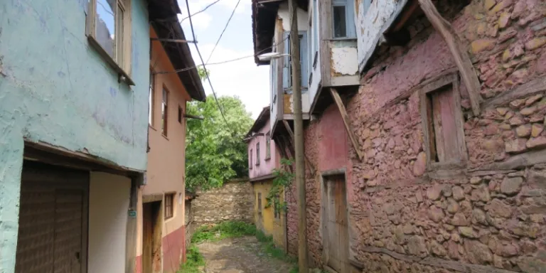 Farklı illerden 17 belediye deneyimlerini paylaştı