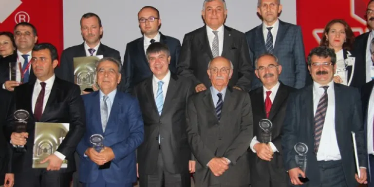 Özendirme Ödülleri YAPEX Restorasyon Fuarında verildi